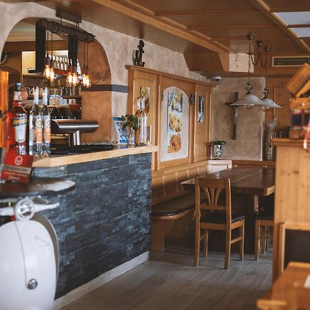 Zum Kleinen Italiener - Ristorante Pizzeria Pension Гайнберг Екстериор снимка